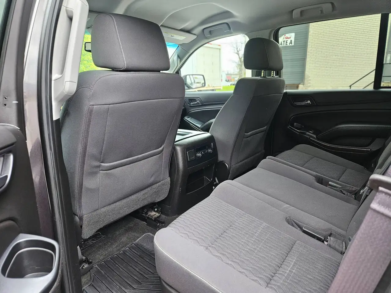 Chevrolet Tahoe снимка Chevrolet Tahoe