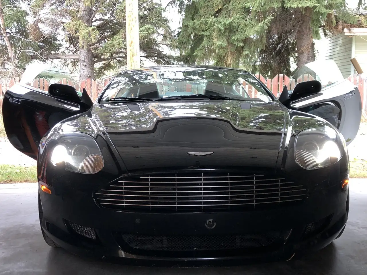 Aston Martin DB9 fotografie Aston Martin DB9