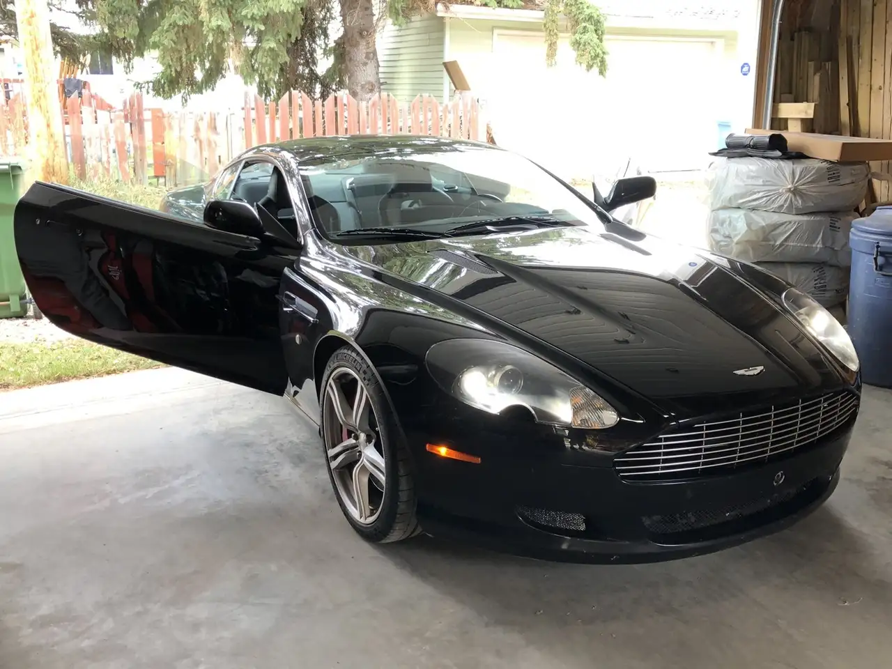 Aston Martin DB9 fotografie Aston Martin DB9