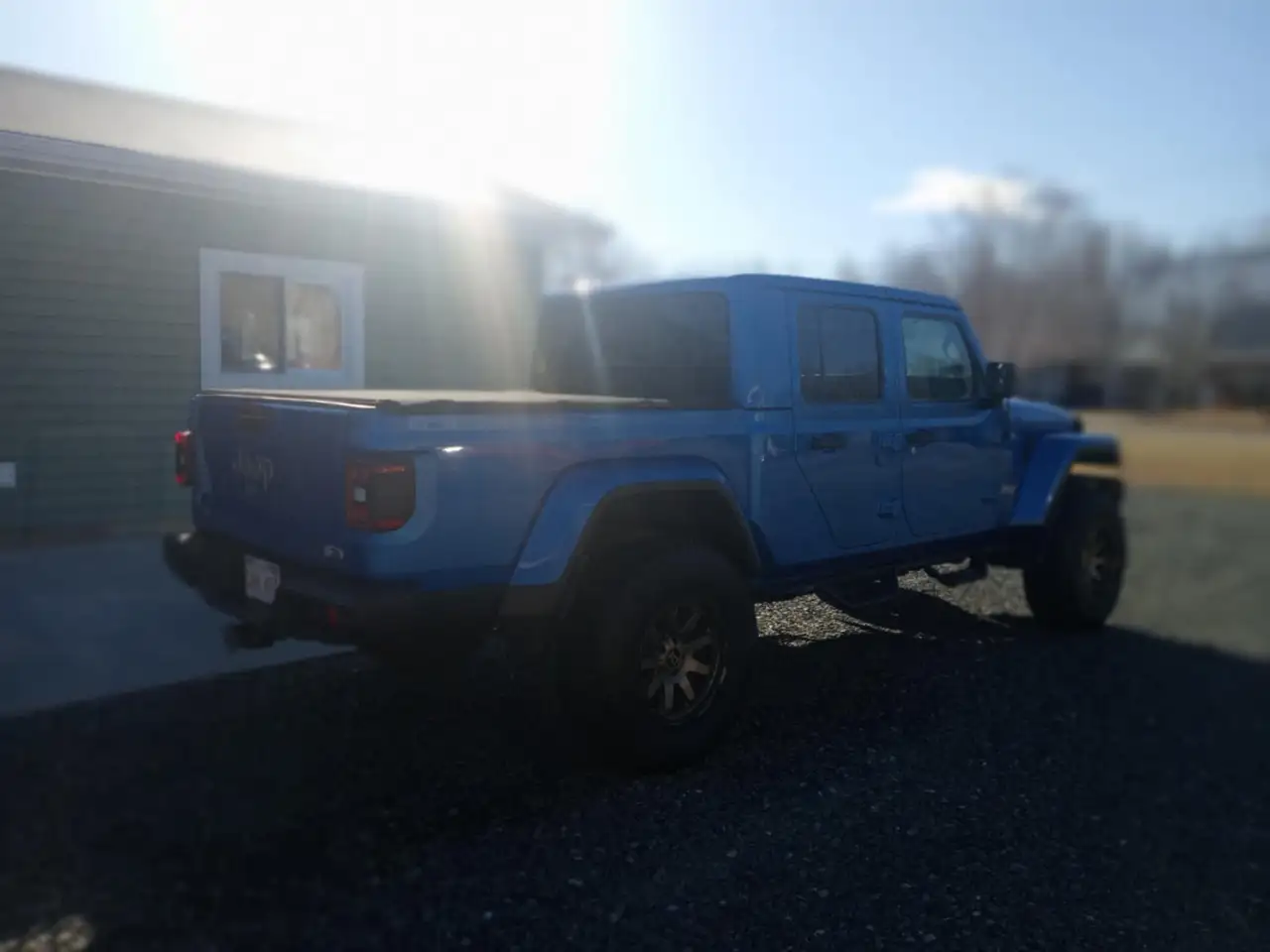 Jeep Gladiator photo Jeep Gladiator