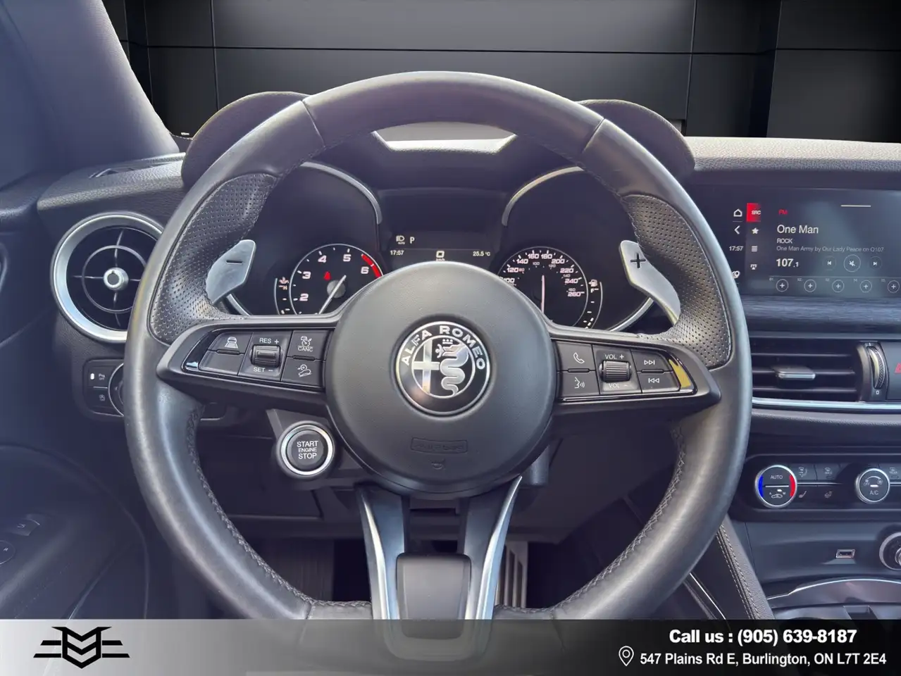 Alfa Romeo Stelvio снимка Alfa Romeo Stelvio