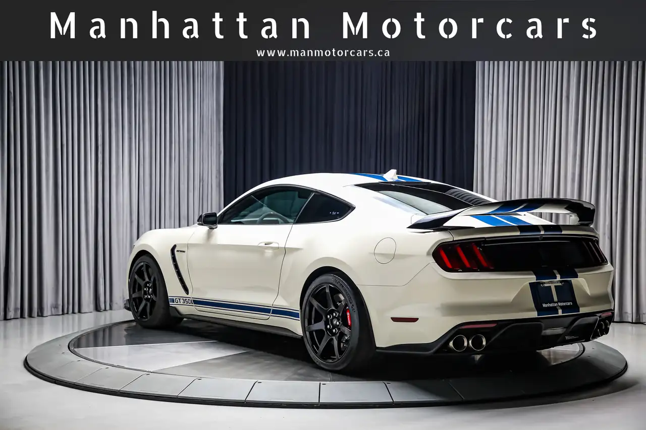 Ford Mustang снимка Ford Mustang