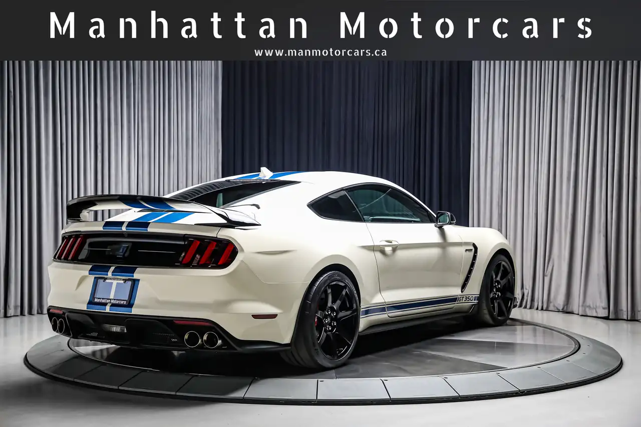 Ford Mustang снимка Ford Mustang