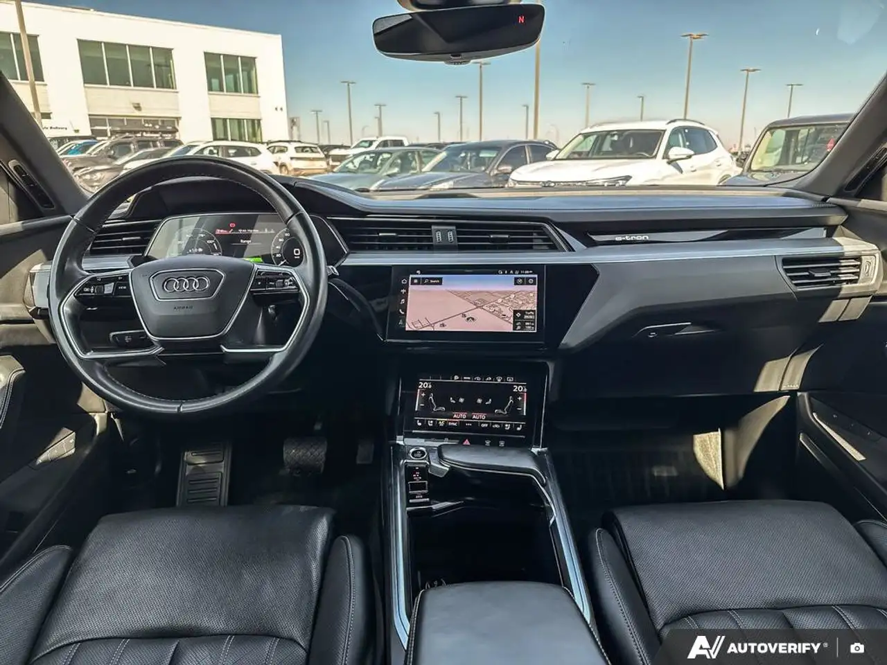 Audi Q8 e-tron fotografie Audi Q8 e-tron