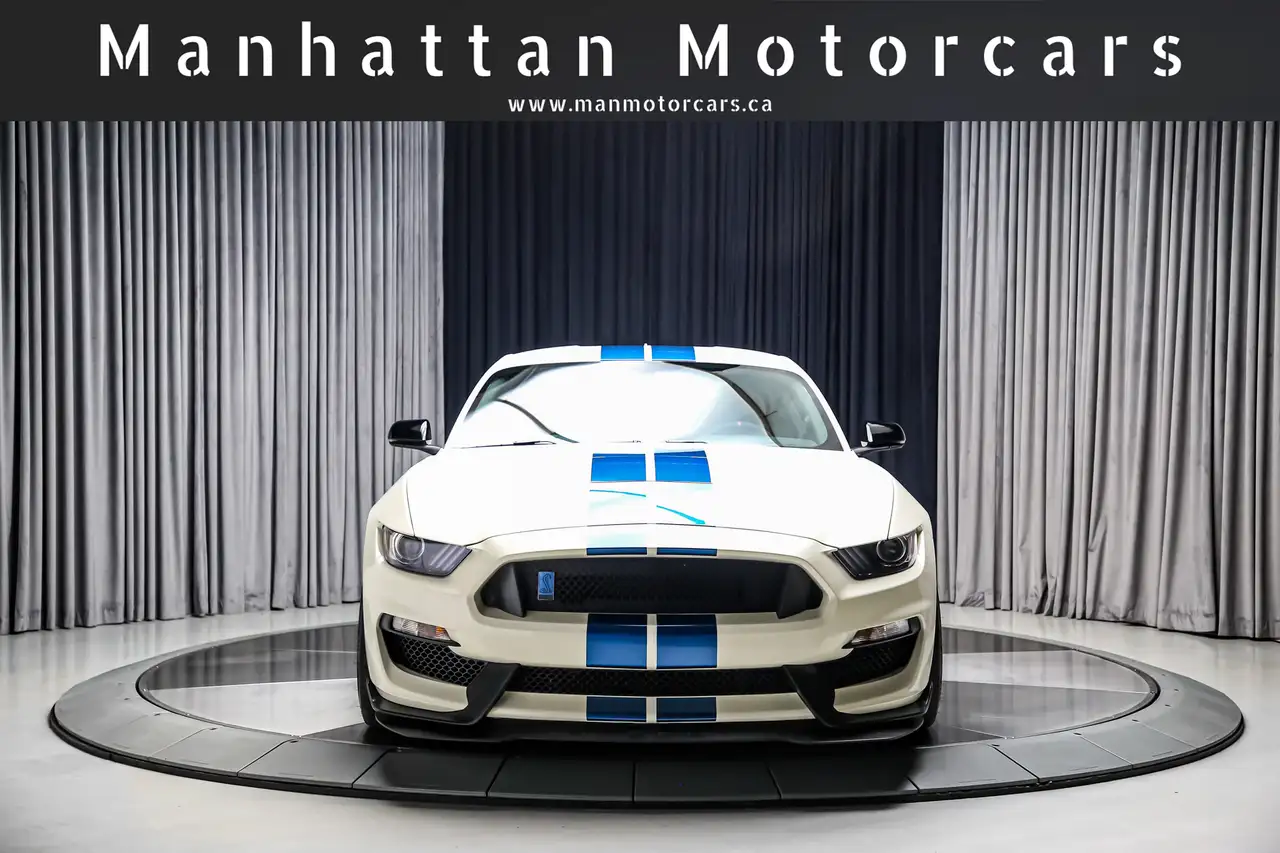 Ford Mustang снимка Ford Mustang