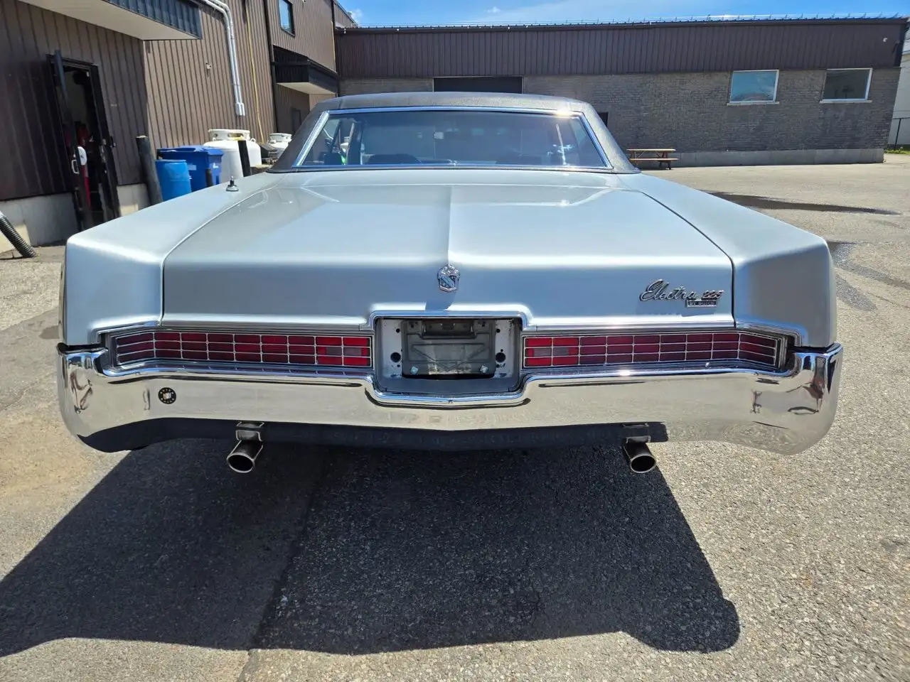Buick Electra снимка Buick Electra