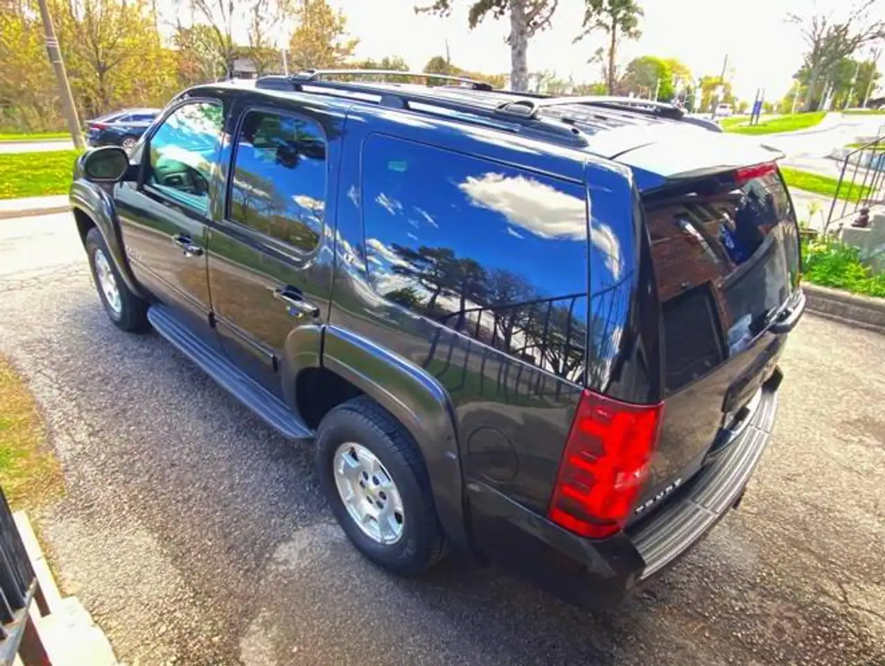 Chevrolet Tahoe снимка Chevrolet Tahoe
