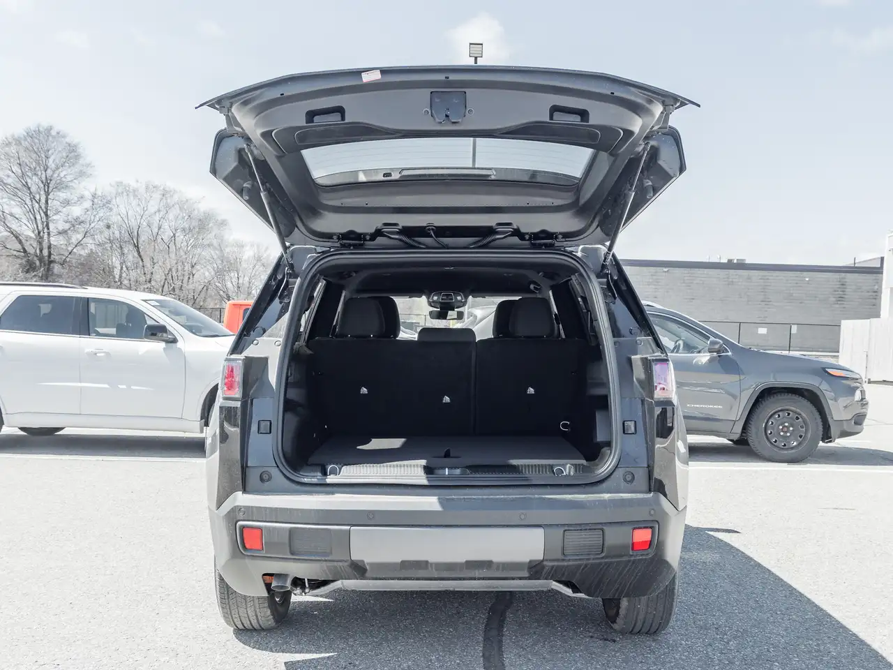 Jeep Cherokee снимка Jeep Cherokee