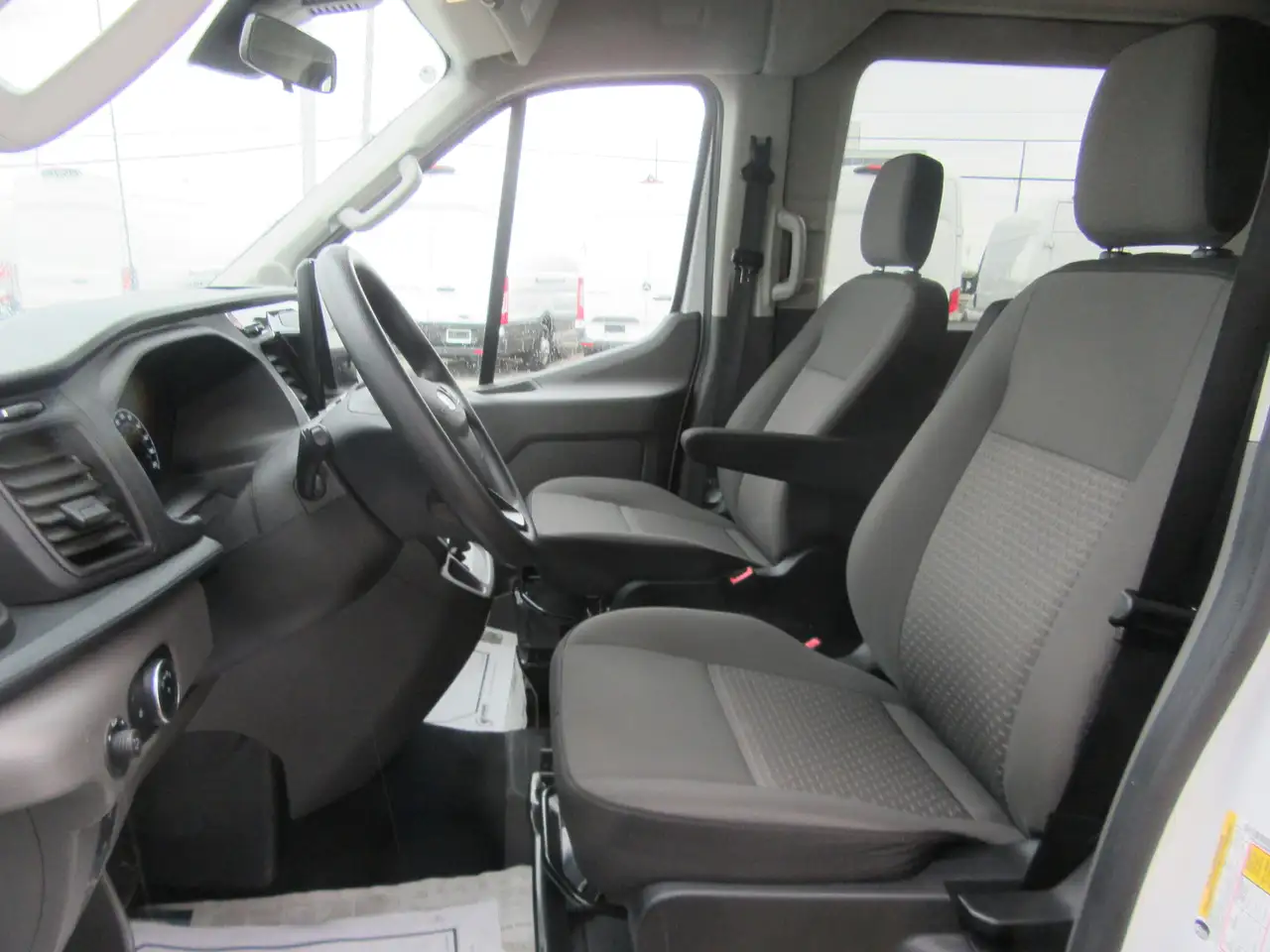 Ford Transit photo Ford Transit