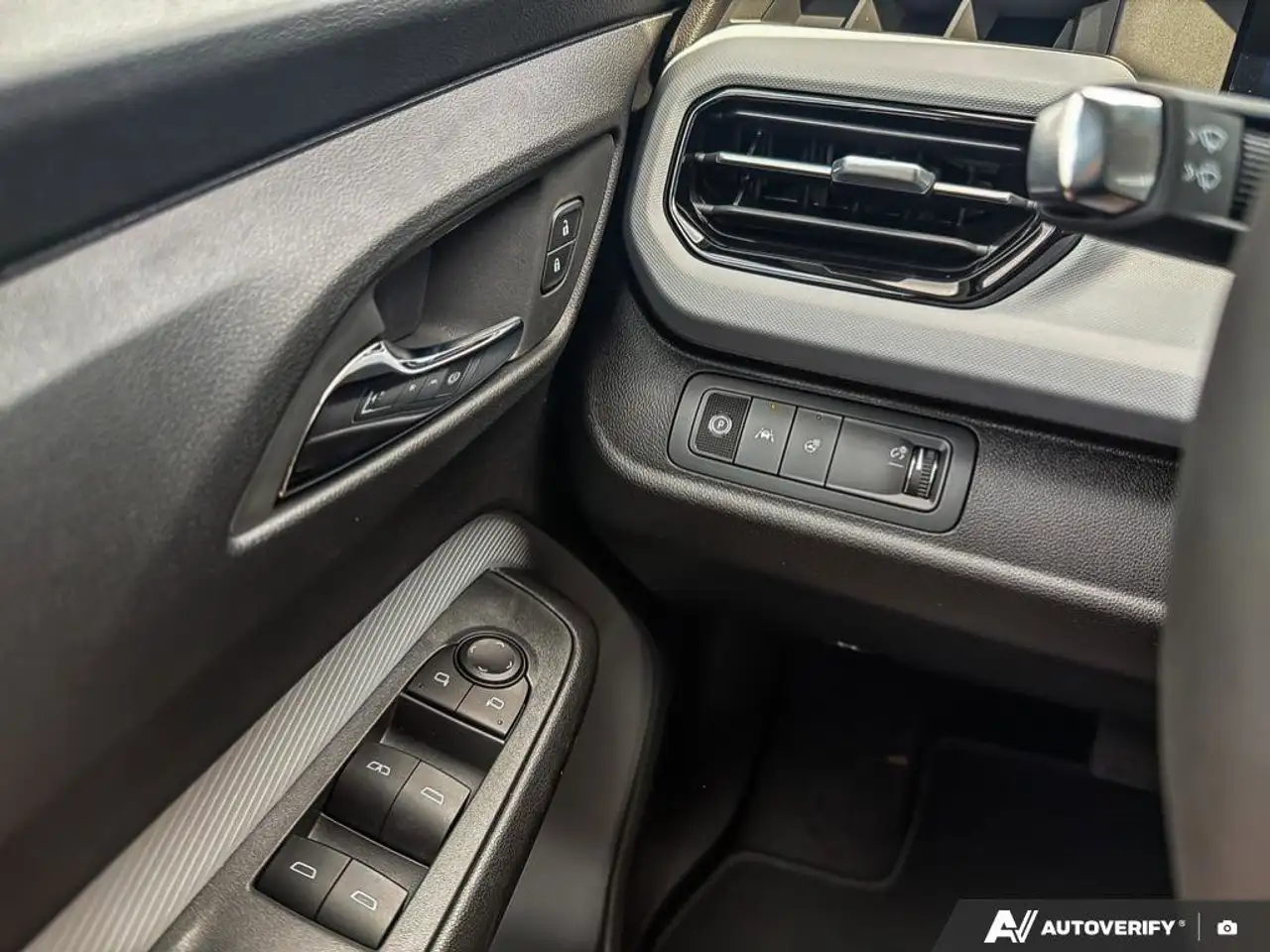 Chevrolet Bolt снимка Chevrolet Bolt