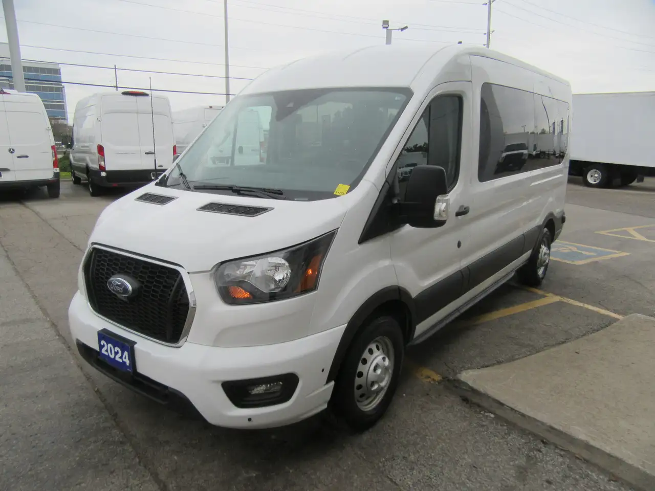 Ford Transit photo Ford Transit