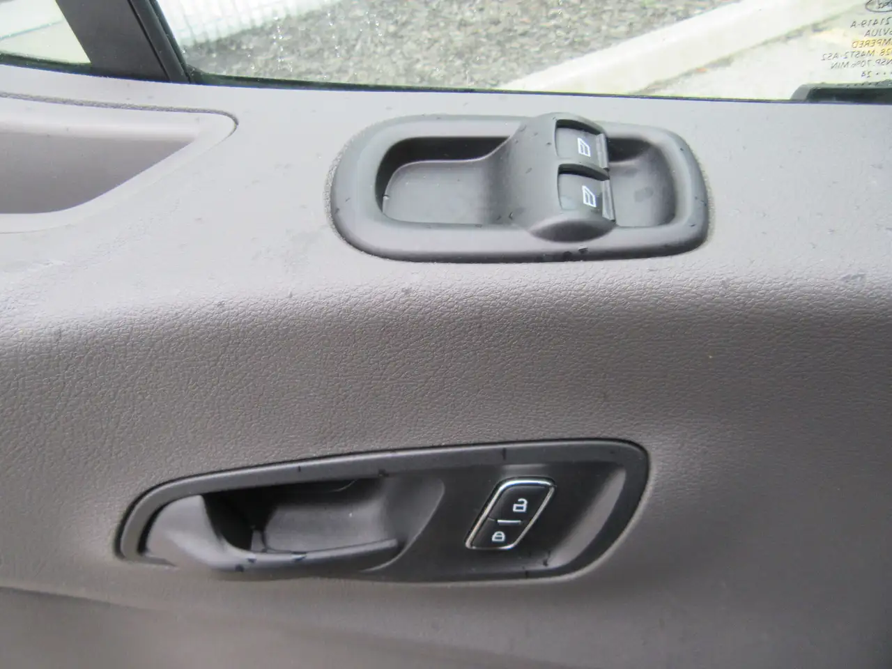 Ford Transit photo Ford Transit