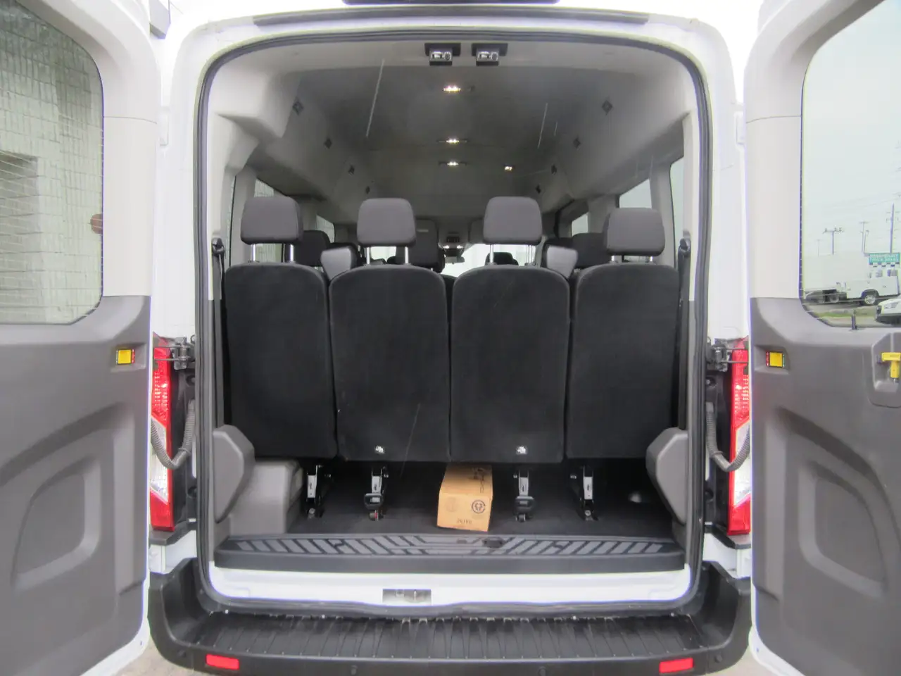 Ford Transit photo Ford Transit