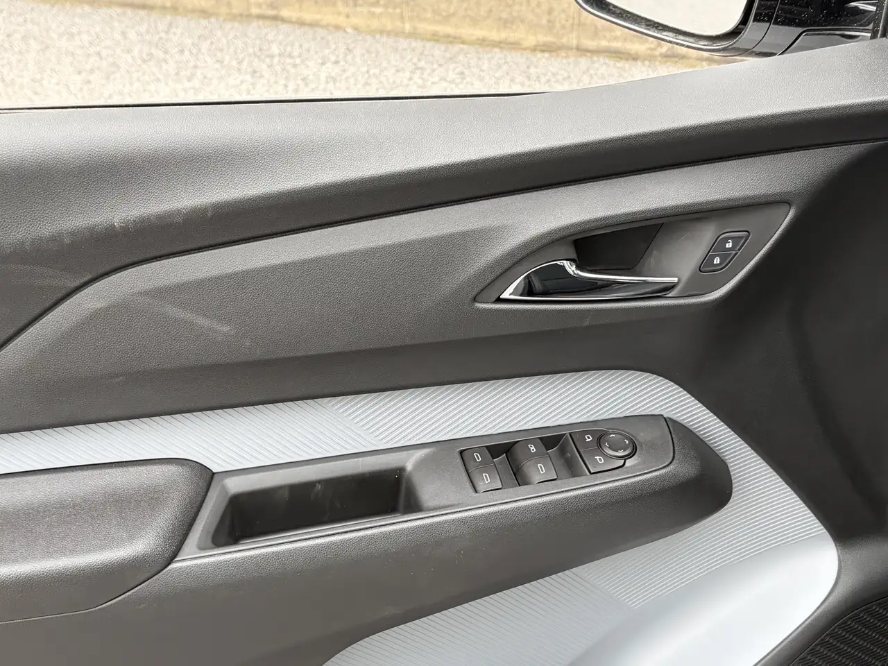 Chevrolet Bolt fotografie Chevrolet Bolt