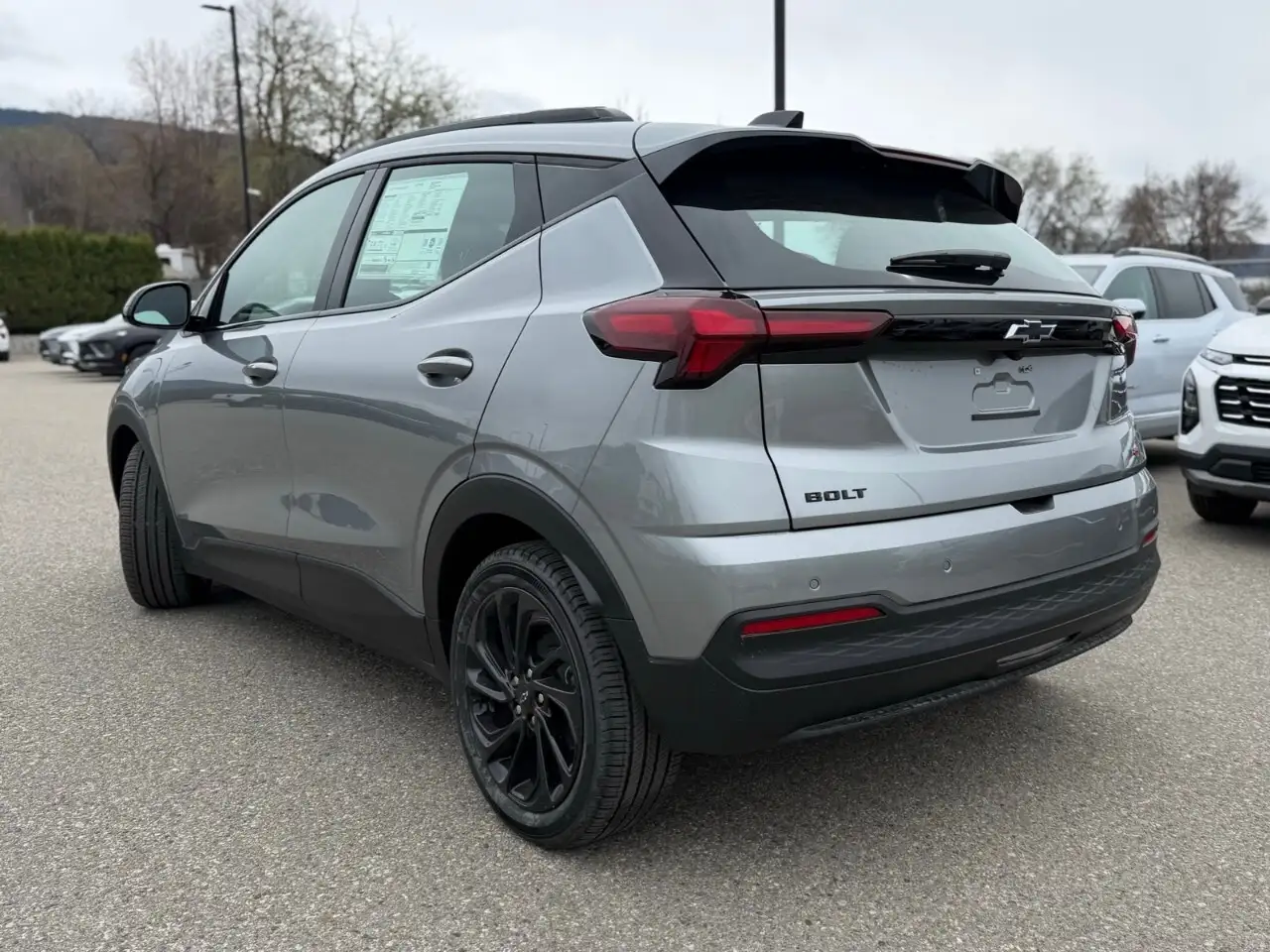 Chevrolet Bolt photo Chevrolet Bolt