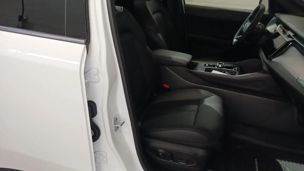 Jeep Cherokee photo Jeep Cherokee