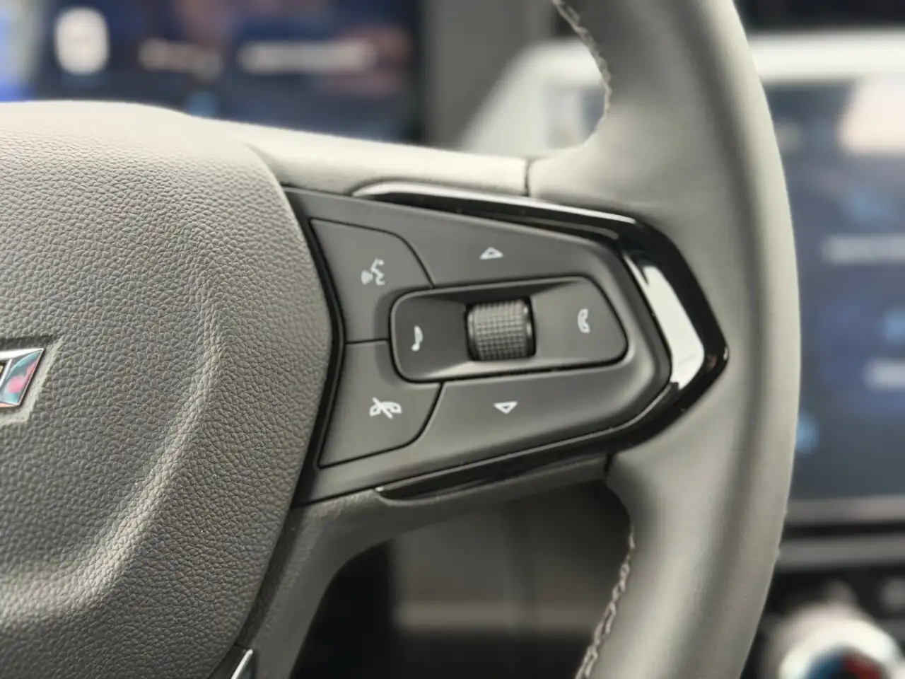 Chevrolet Bolt photo Chevrolet Bolt