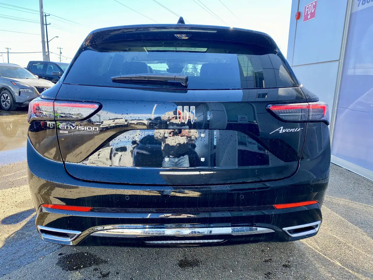 Buick Envision photo Buick Envision