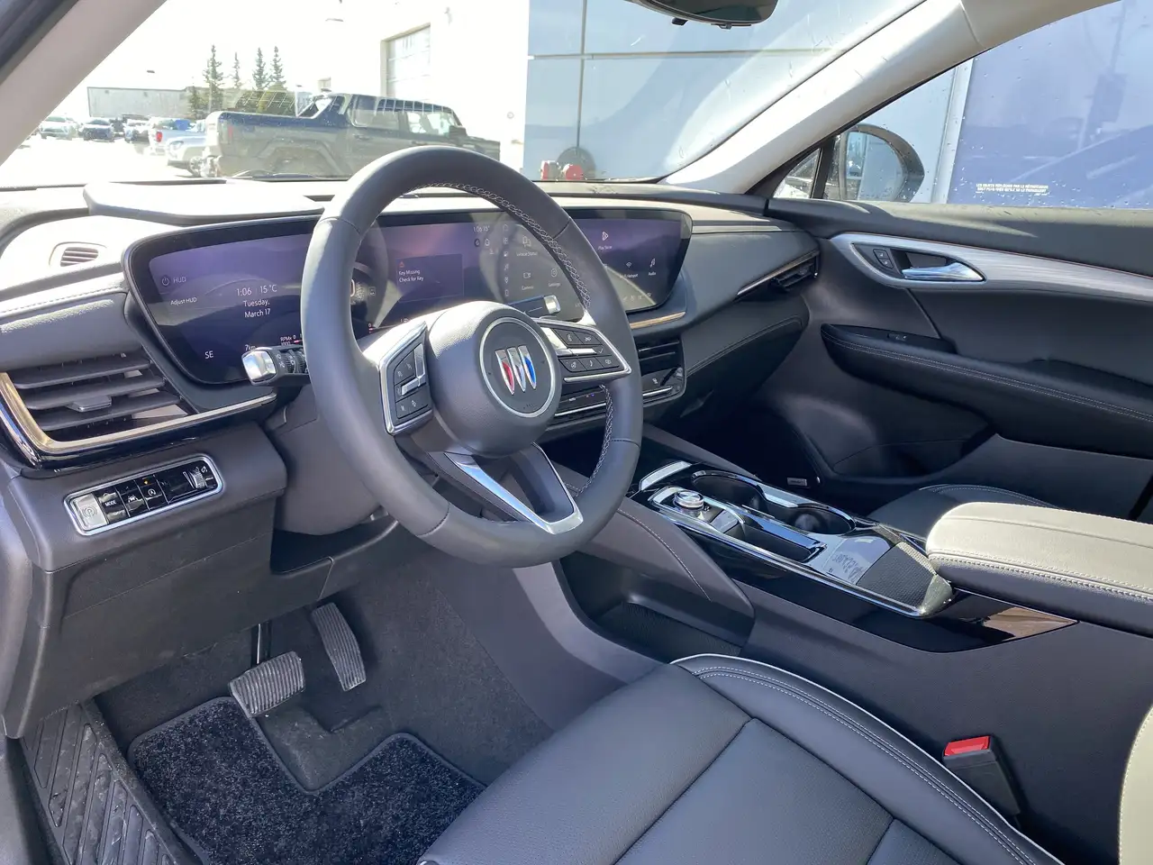Buick Envision photo Buick Envision