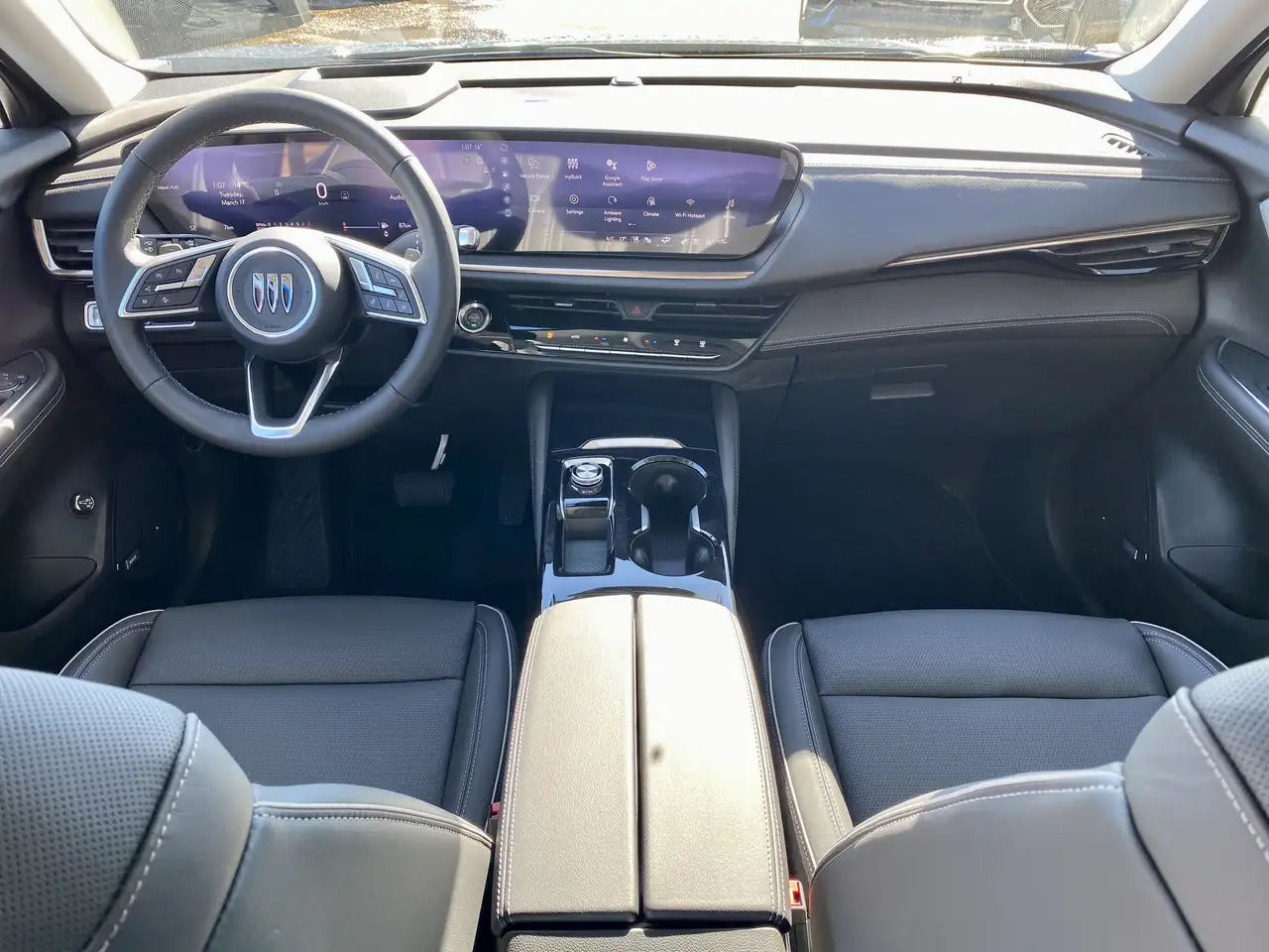 Buick Envision photo Buick Envision