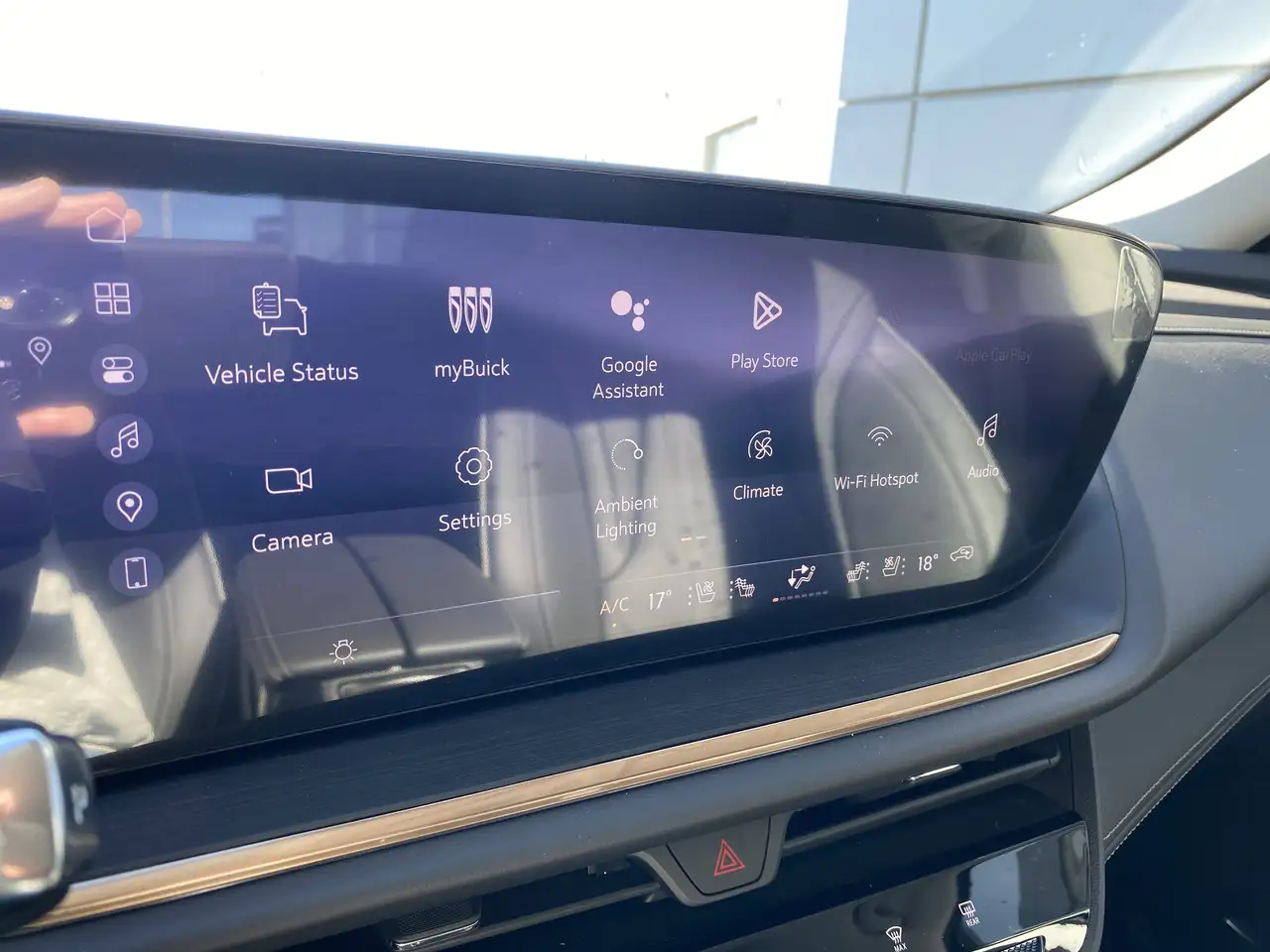 Buick Envision photo Buick Envision