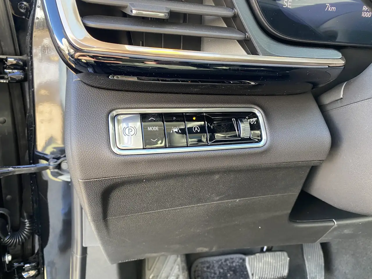 Buick Envision photo Buick Envision