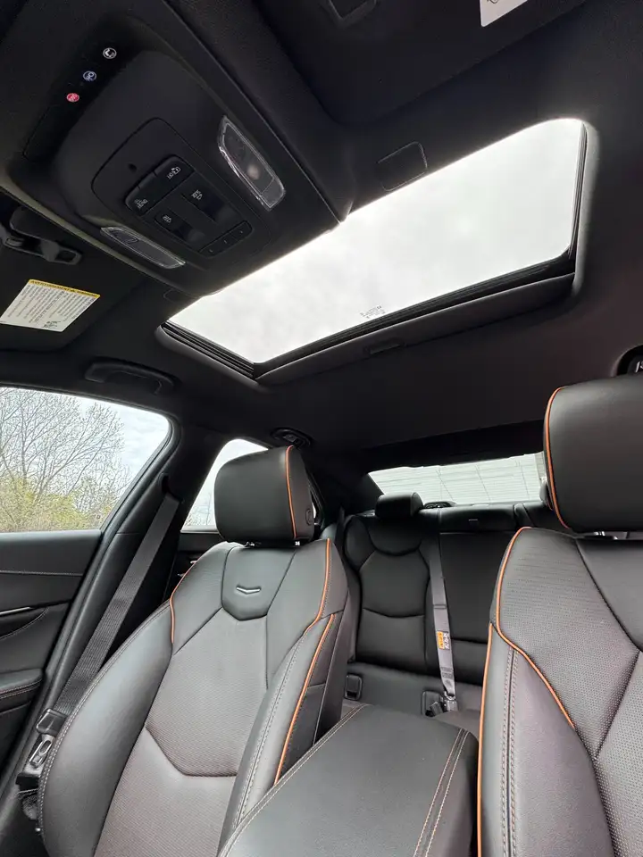 Cadillac CT4-V fotografie Cadillac CT4-V