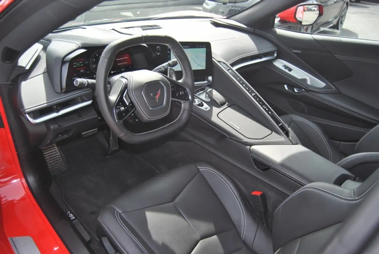 Chevrolet Corvette снимка Chevrolet Corvette