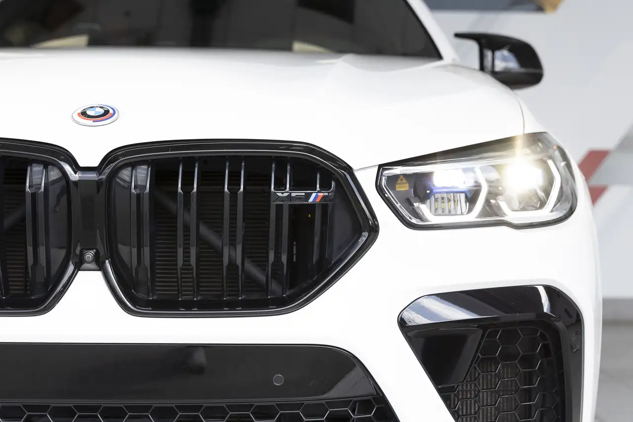 BMW X6 M photo BMW X6 M