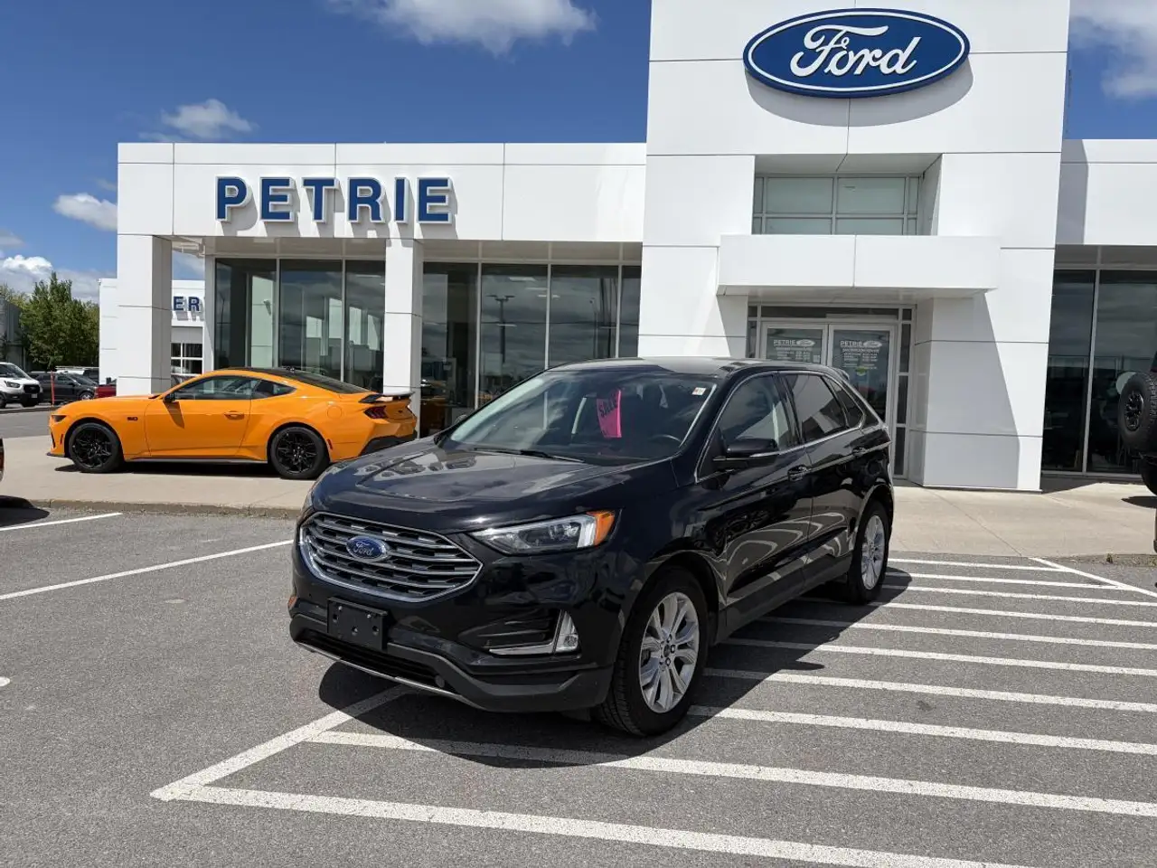2023 Ford Edge