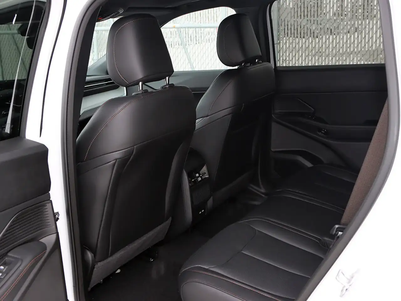 Jeep Cherokee photo Jeep Cherokee