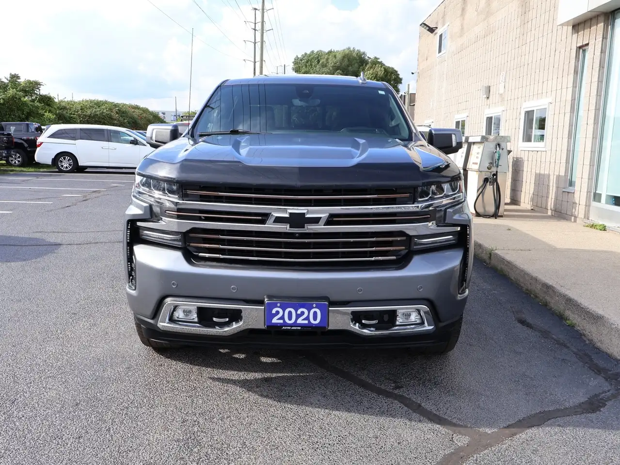Chevrolet Silverado 1500 снимка Chevrolet Silverado 1500