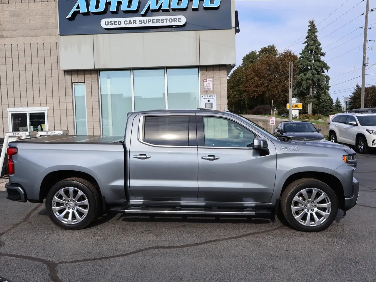 Chevrolet Silverado 1500 снимка Chevrolet Silverado 1500