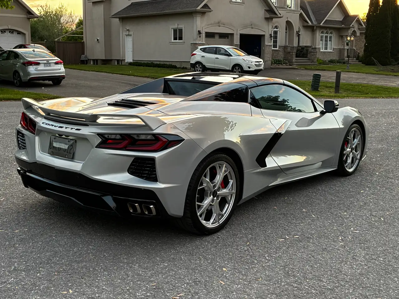 Chevrolet Corvette снимка Chevrolet Corvette