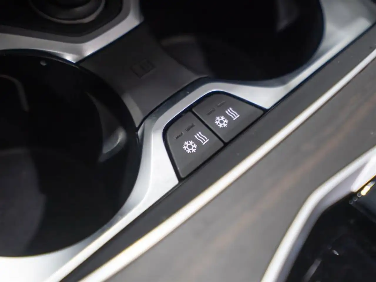 BMW X6 photo BMW X6