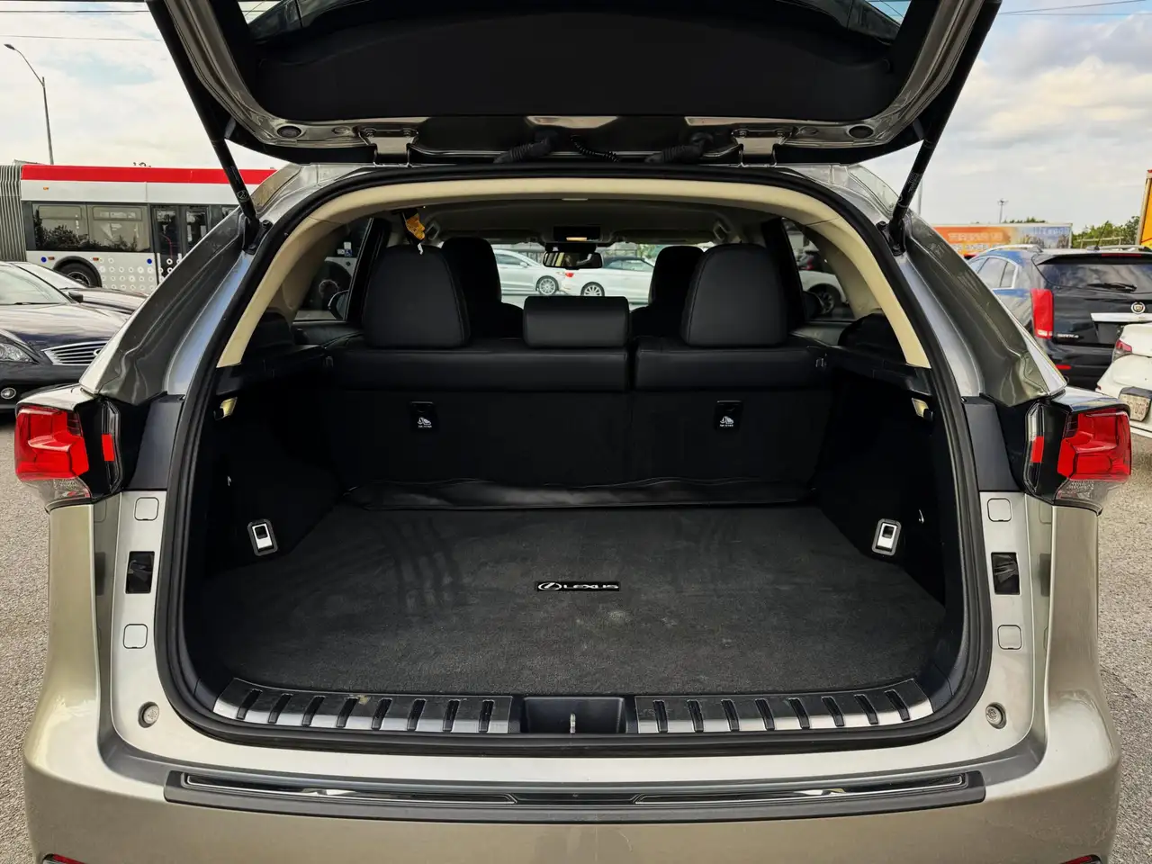 Lexus NX photo Lexus NX