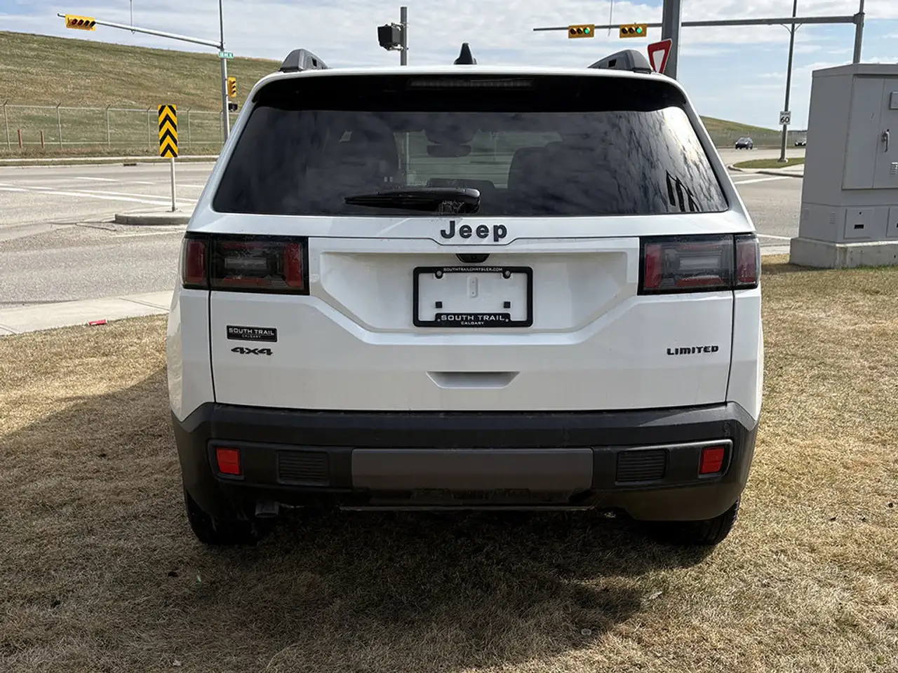 Jeep Cherokee photo Jeep Cherokee