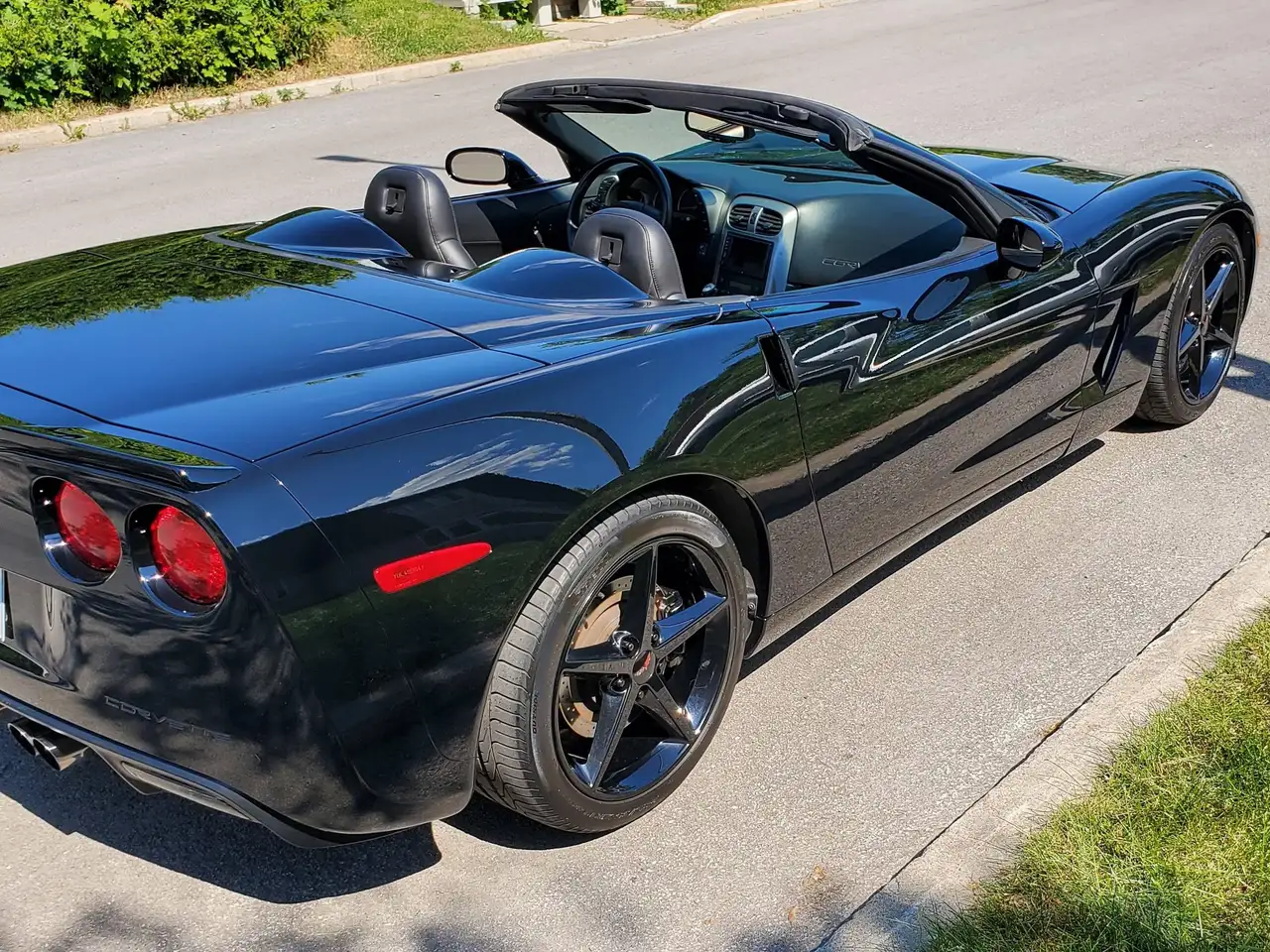Chevrolet Corvette photo Chevrolet Corvette