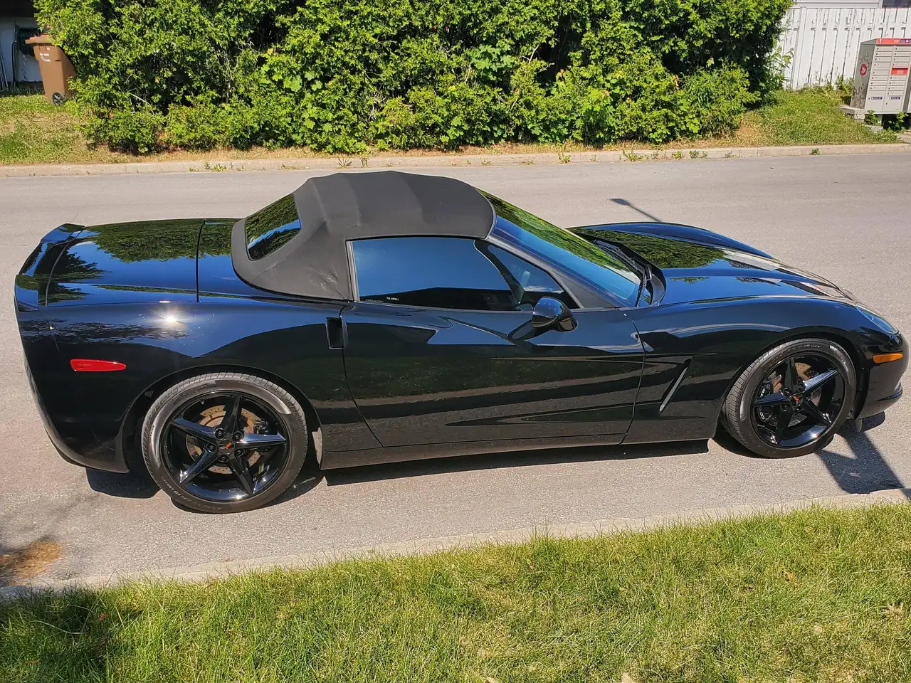 Chevrolet Corvette photo Chevrolet Corvette