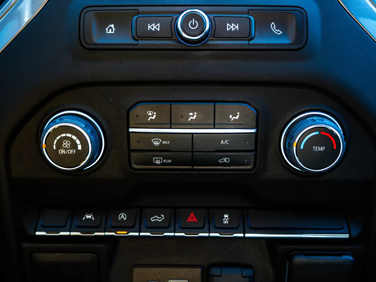 Chevrolet Silverado 1500 photo Chevrolet Silverado 1500
