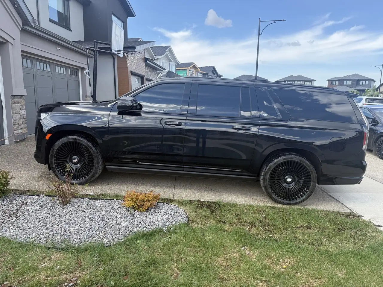 Cadillac Escalade photo Cadillac Escalade