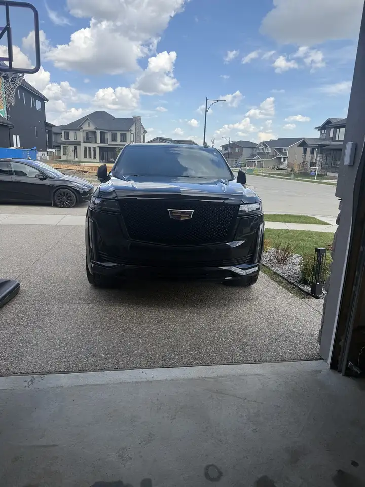 Cadillac Escalade photo Cadillac Escalade