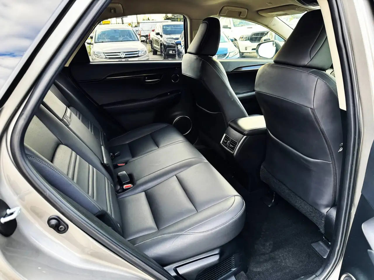 Lexus NX photo Lexus NX