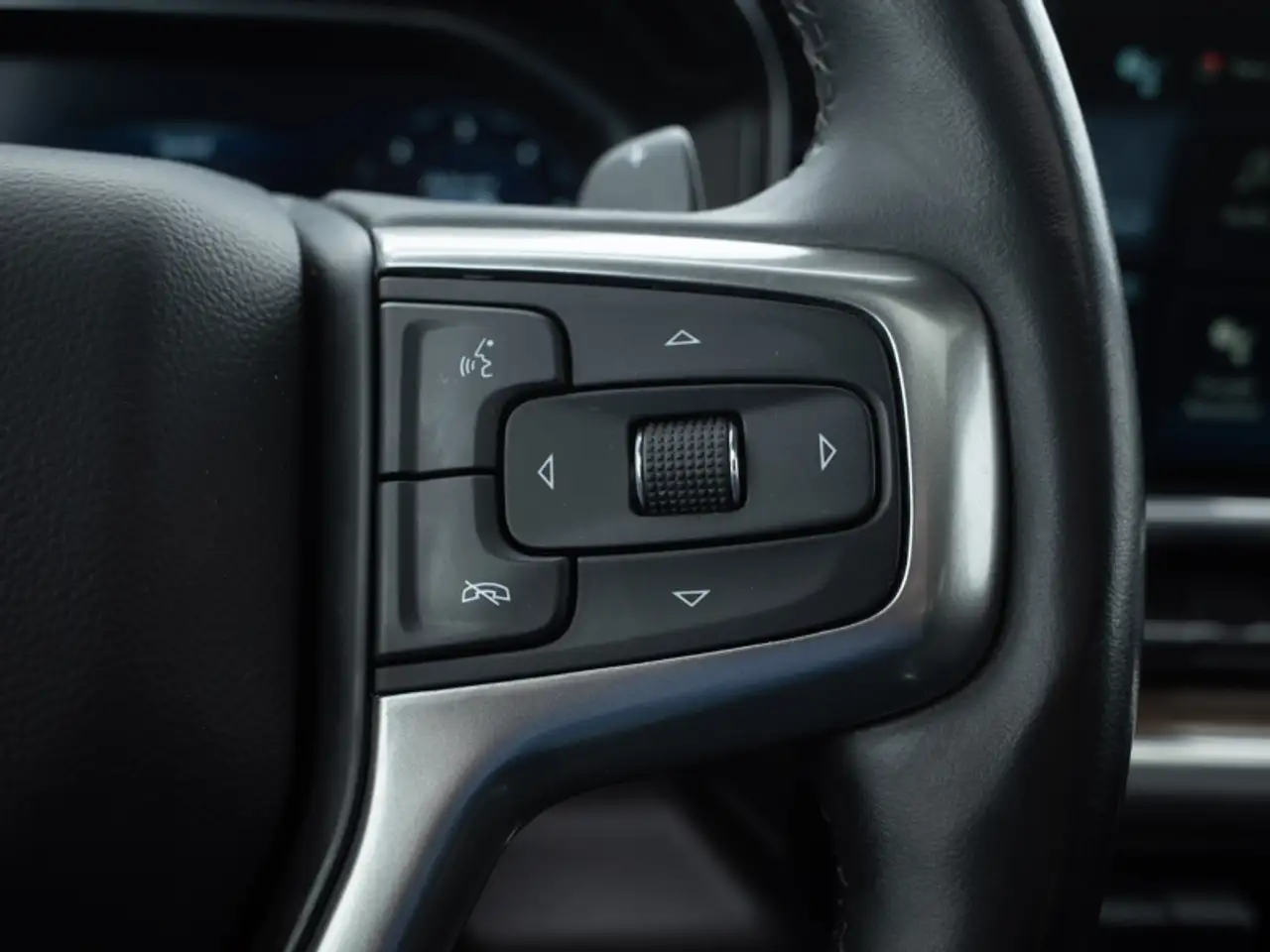 Chevrolet Silverado 1500 photo Chevrolet Silverado 1500