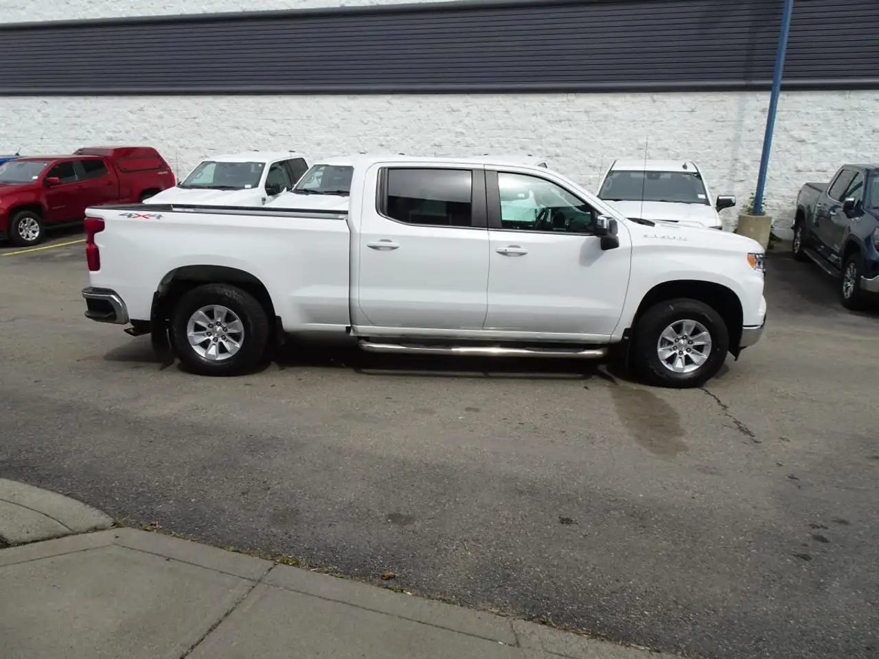 Chevrolet Silverado 1500 снимка Chevrolet Silverado 1500