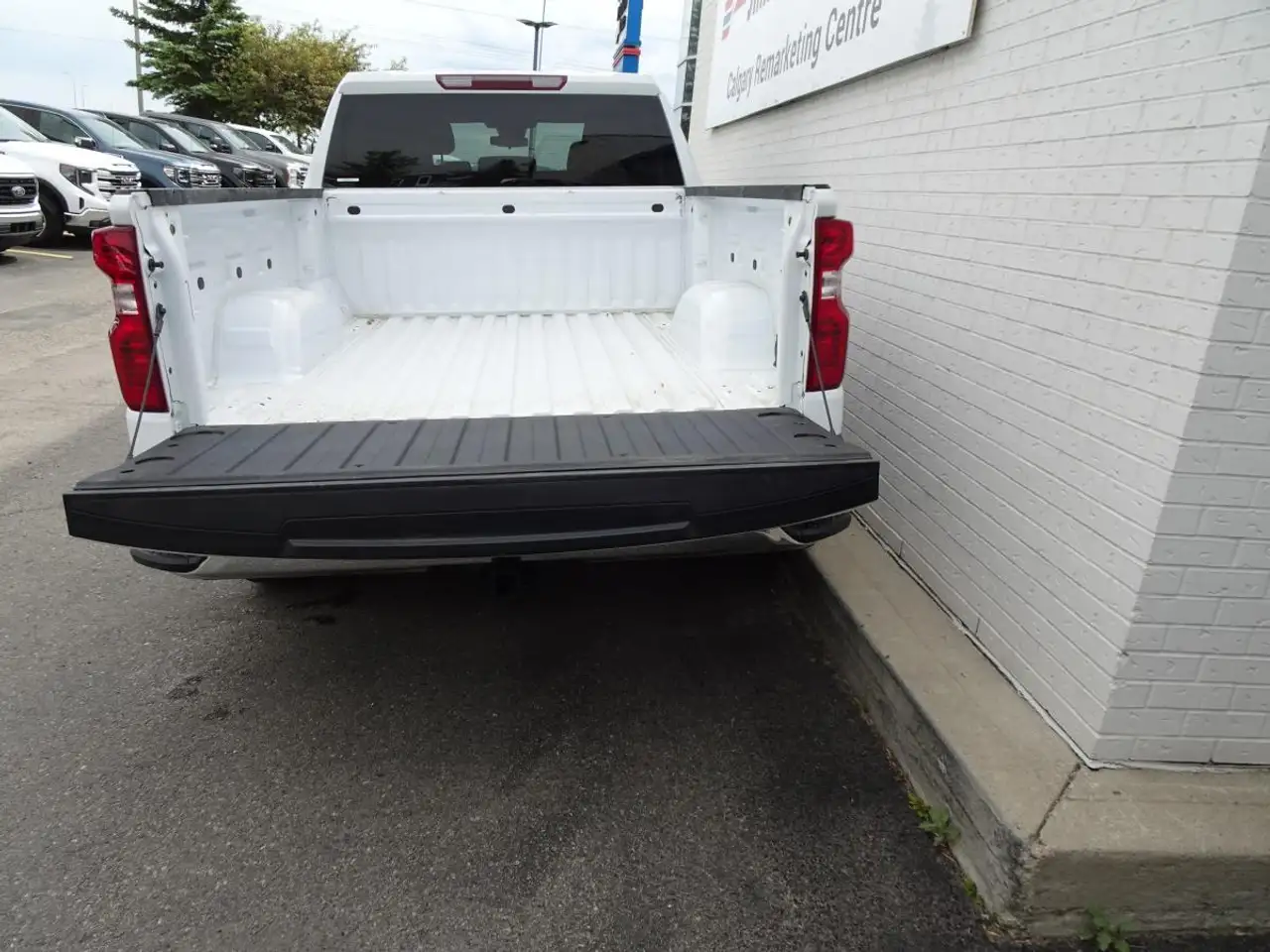Chevrolet Silverado 1500 снимка Chevrolet Silverado 1500