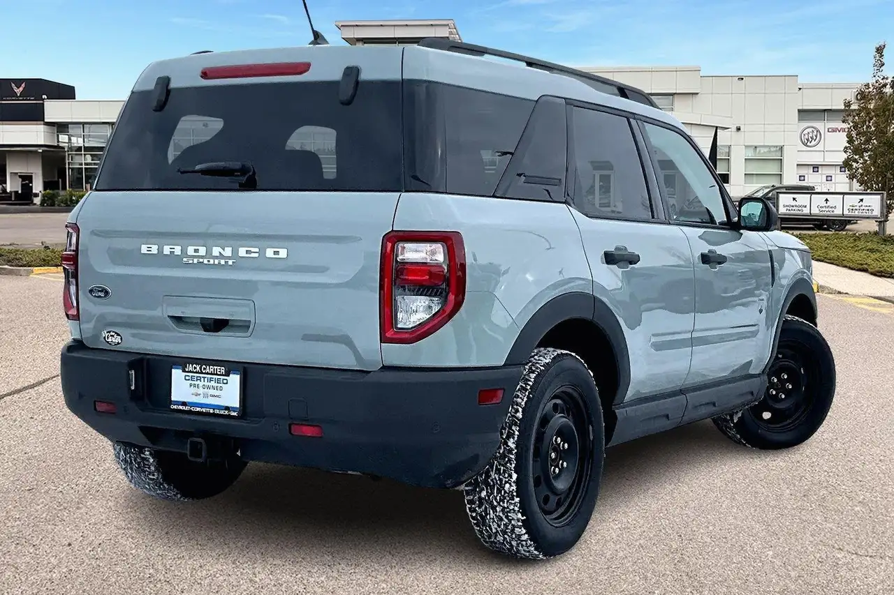 Ford Bronco Sport photo Ford Bronco Sport