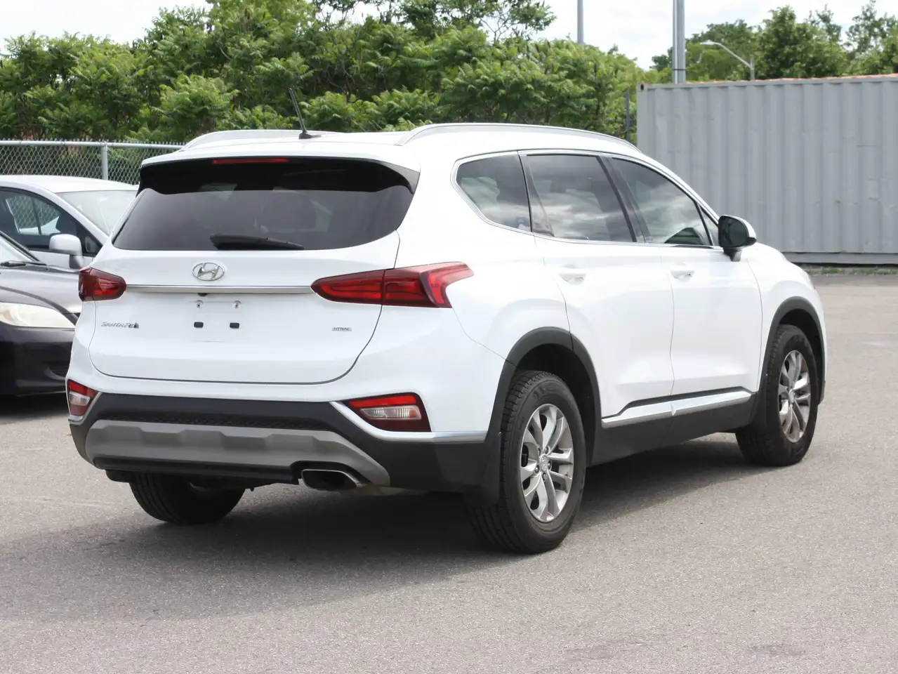 Hyundai SANTA FE photo Hyundai SANTA FE