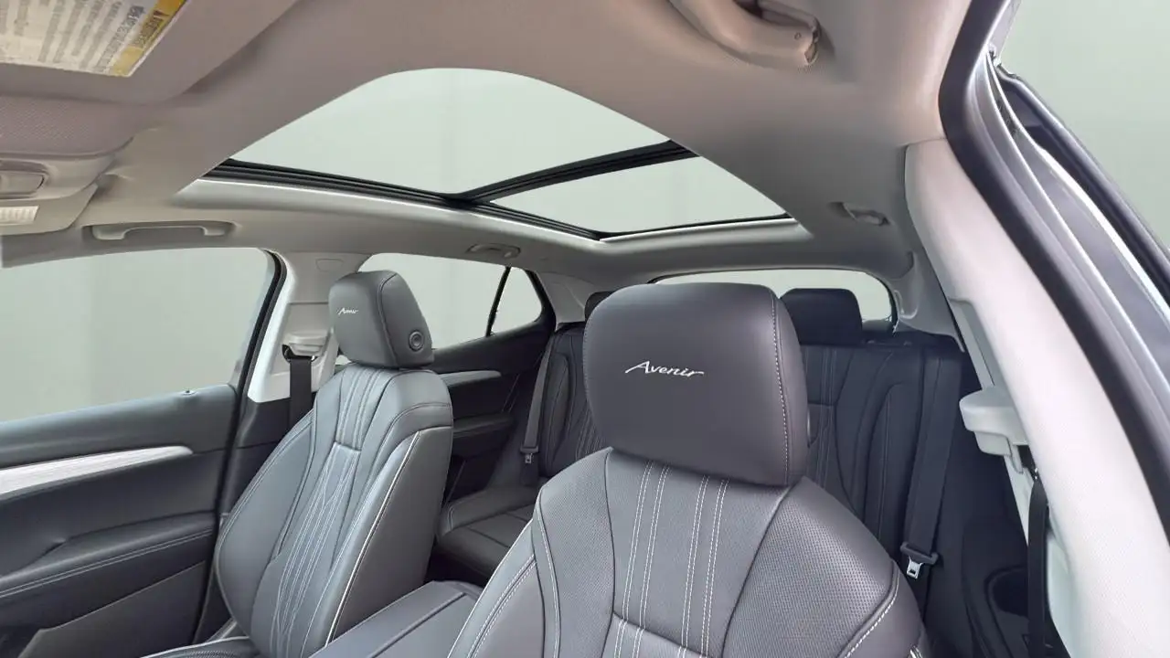 Buick Envision photo Buick Envision