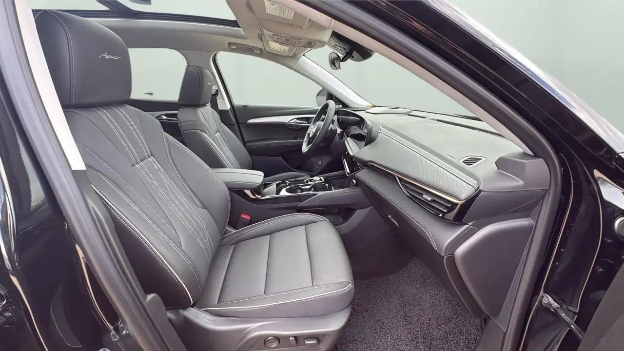 Buick Envision photo Buick Envision